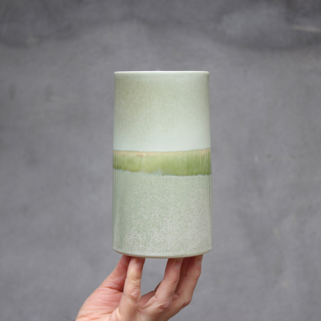 Sustain Vase - Spring green