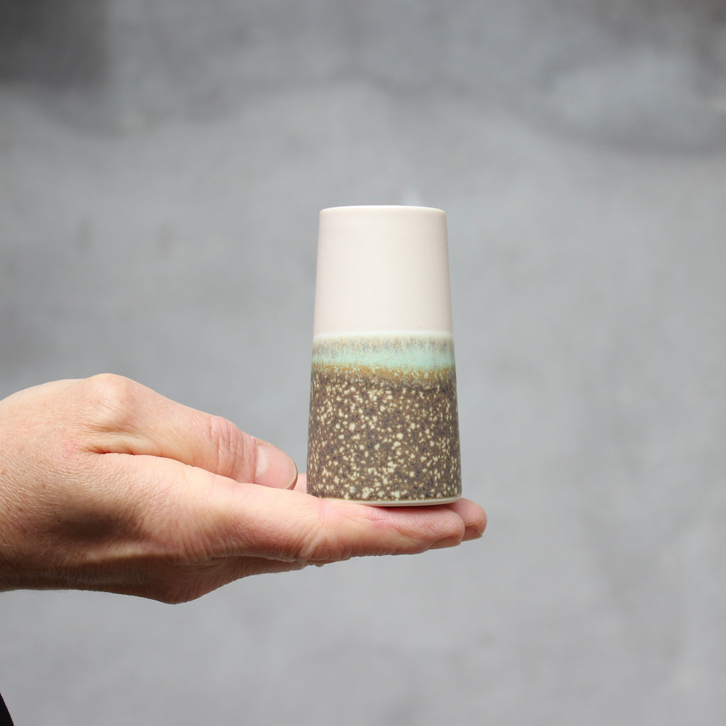 Sustain Vase - Brown Freckles/Apricot