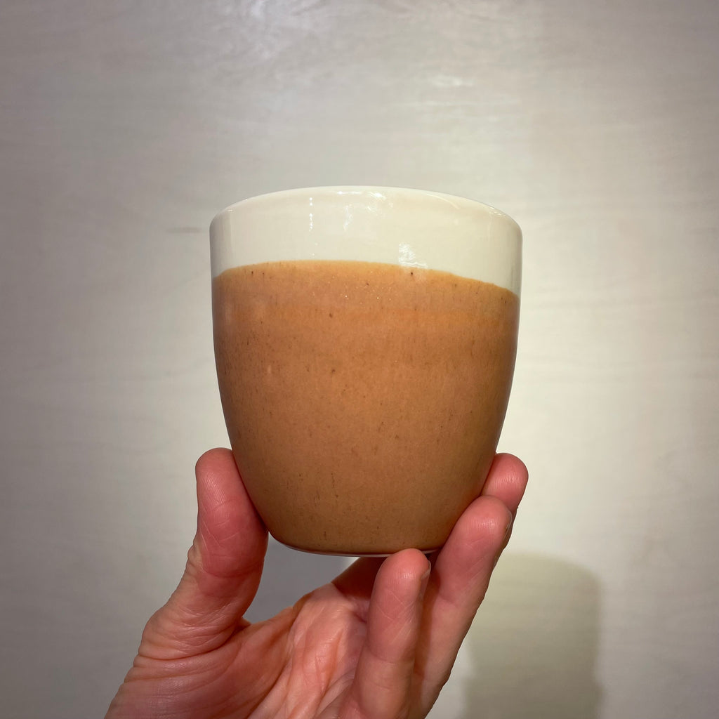 Pastello titelkop "Mor" (udgået variant)