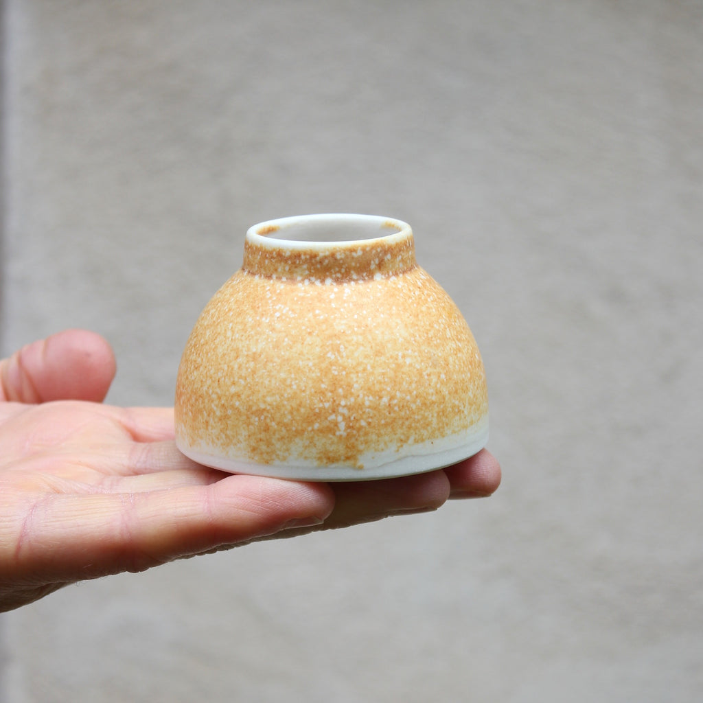Minivase - warm yellow