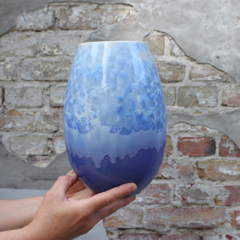 Crystal vase - Royal Blue