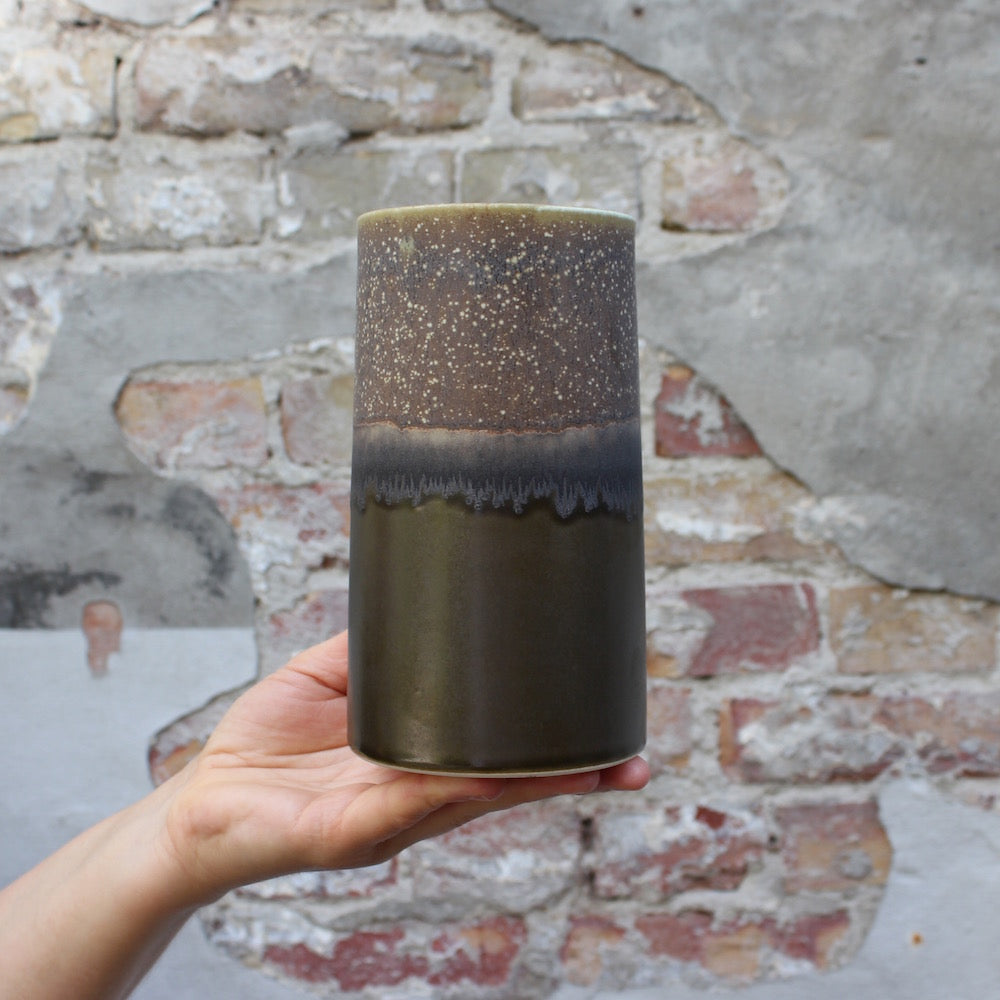 Sustainable Vase - Dark Brown