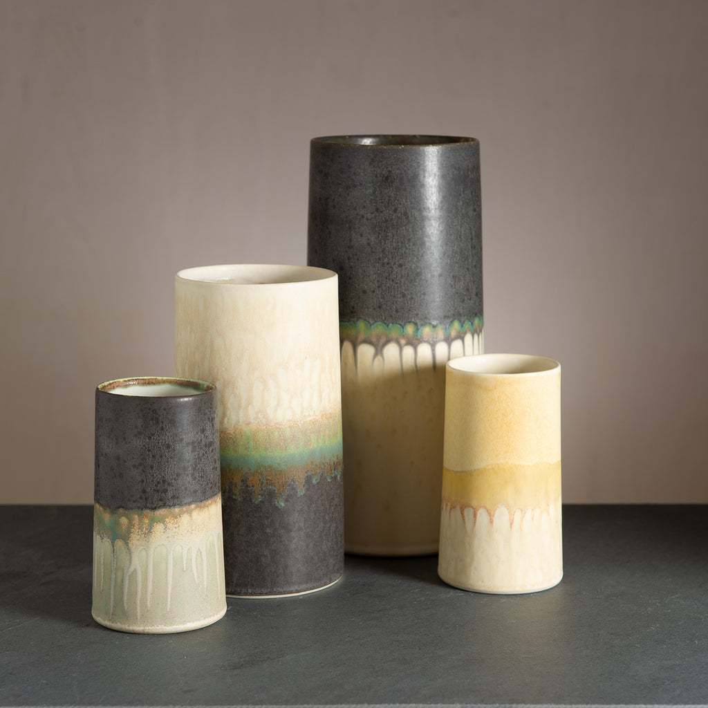 Sustain Vase - Black/Cream