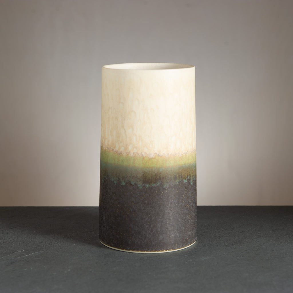 Sustain Vase - Black/Cream